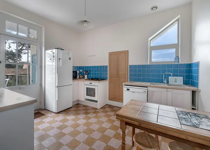 Maison Pour 12 - Vue - à *